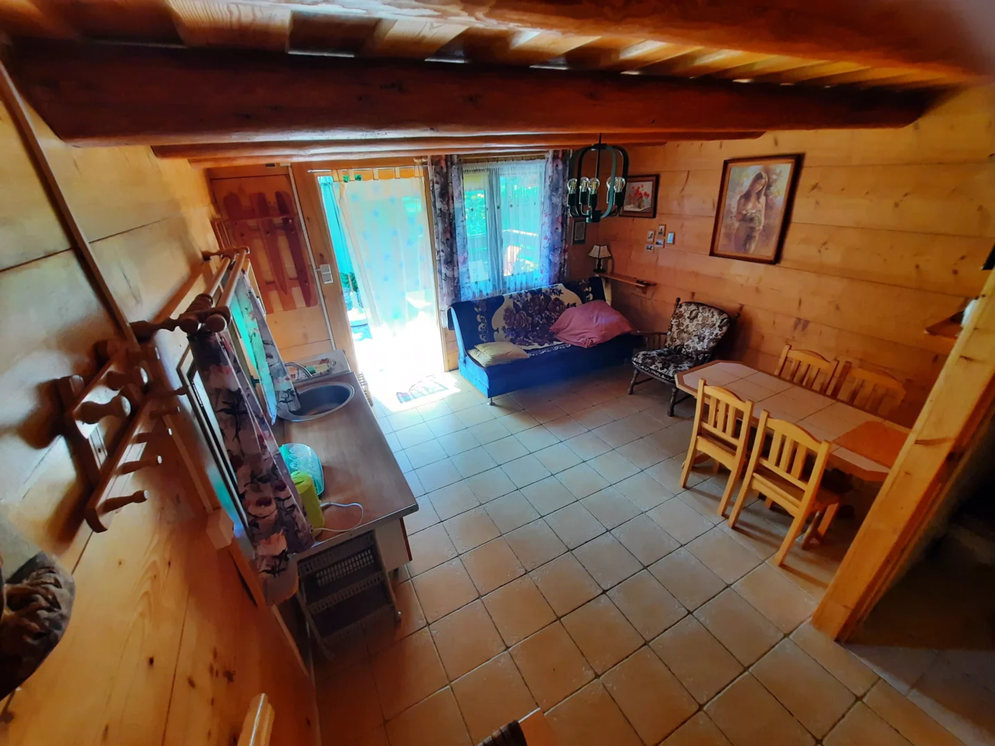 agro norwa sumowo szalas 4 osoby pokoj dzienny scaled